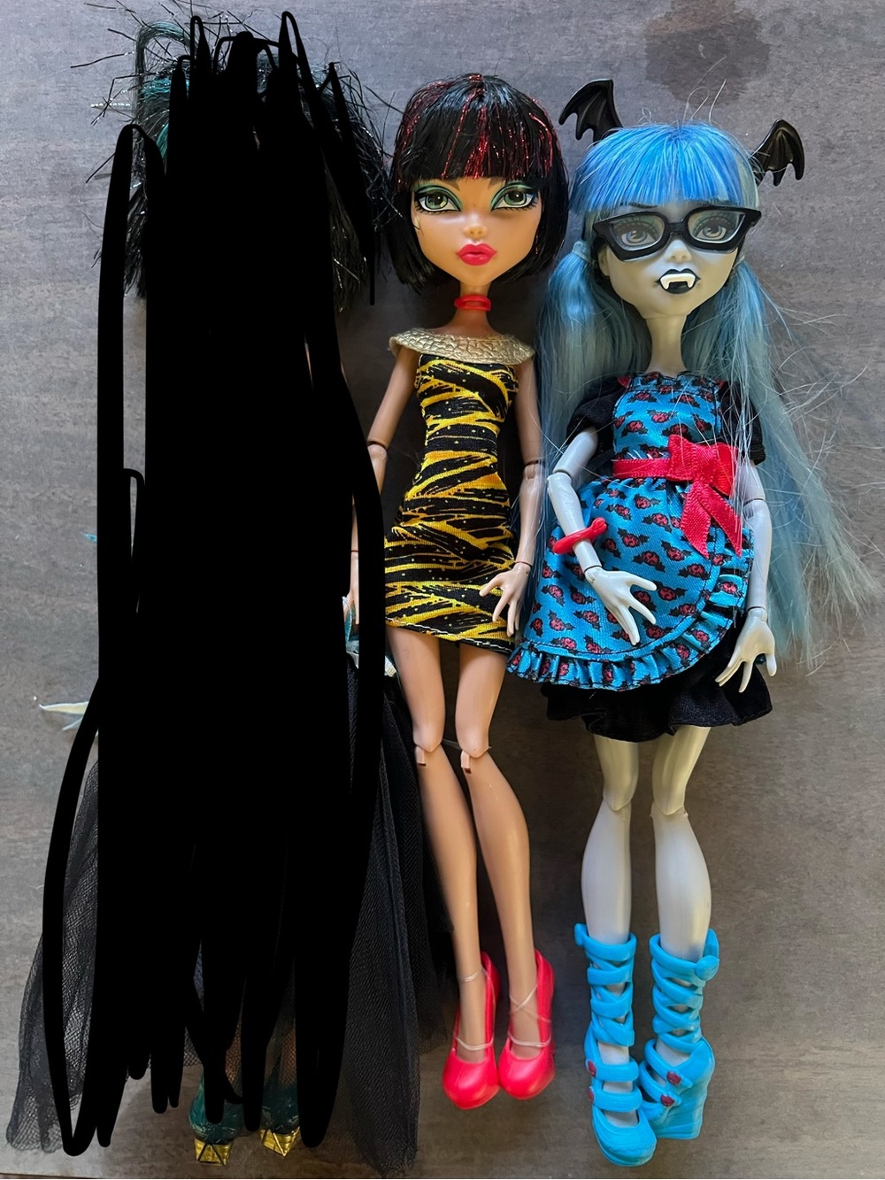 Lot of Cleo and Ghoulia Monster High dolls
